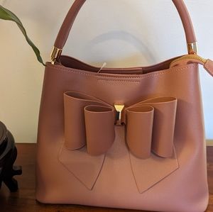 NWOT Like Dreams Blush Pink Purse Bow Medium Stand Up